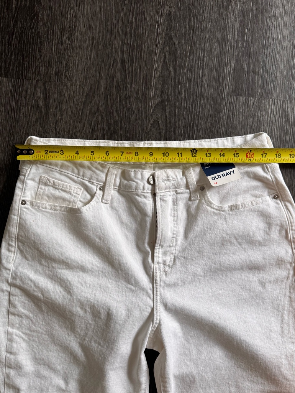 NWT Old Navy High-Waisted OG Straight Jeans White Size 14 Mom Jeans 90s - Picture 4 of 5